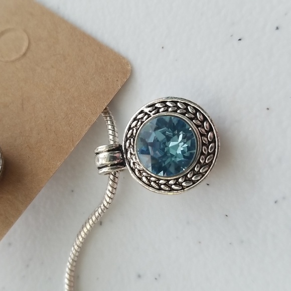 Napier Set of Necklace & Post Earrings, NWT - Picture 3 of 9